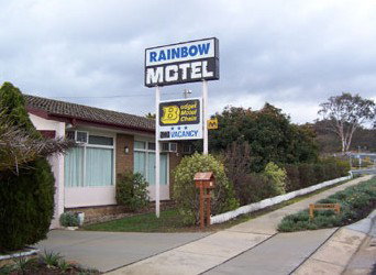 Rainbow Motel - Holiday Adelaide 2