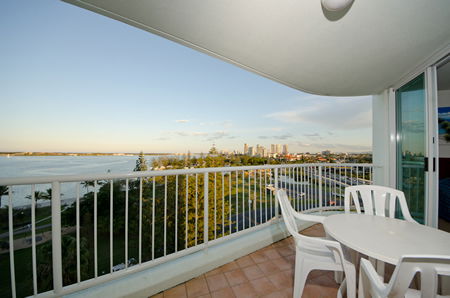 Crystal Bay Resort - Holiday Adelaide 1