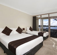 Waters Edge Country Comfort - Holiday Adelaide
