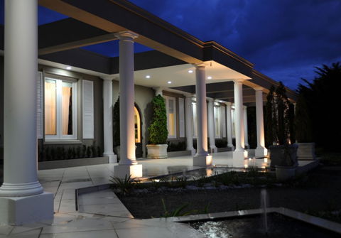 Norwood House Motel & Reception Centre - Holiday Adelaide 1