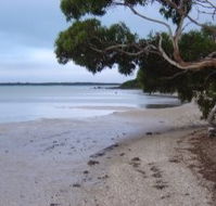 Stanley Lakeside Spa Cabins - Holiday Adelaide