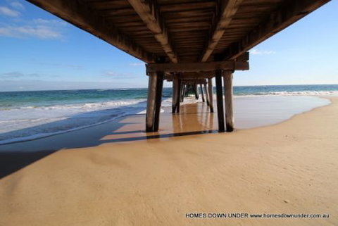 Homes Down Under - Holiday Adelaide 5