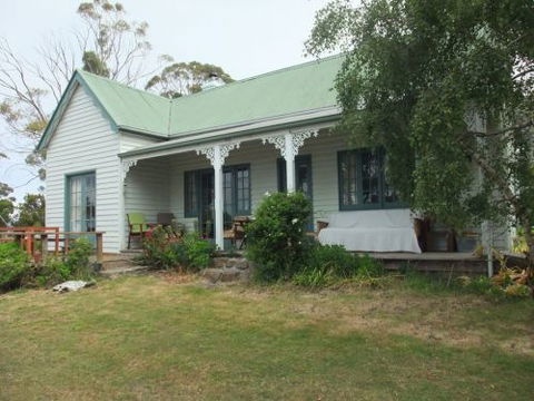 VARUNA - Holiday Adelaide 0