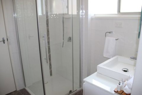 Donkey Tales Farm Cottages - Holiday Adelaide 5