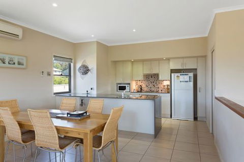 Eden Holiday Rentals - Holiday Adelaide 5