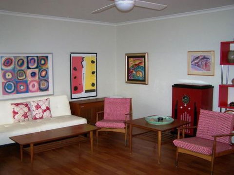 Monaro Cottage - Holiday Adelaide 2
