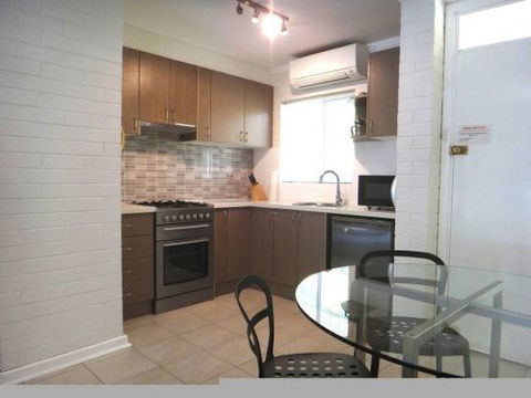 Staywest Apartments - Holiday Adelaide 1