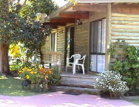 Lazy Acre Log Cabins - Holiday Adelaide 0