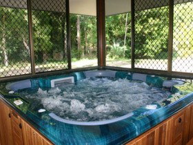 Mountain View Lodge - Holiday Adelaide 0