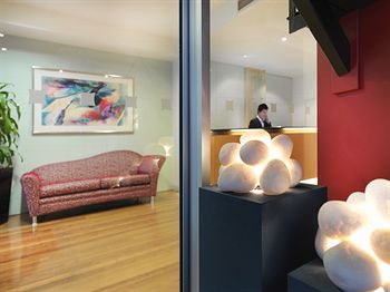 Ibis Melbourne Little Bourke Street - Holiday Adelaide 4