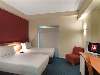 Ibis Melbourne Little Bourke Street - Holiday Adelaide 6