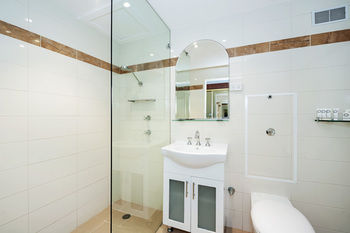 Quality Hotel NOAH'S On The Beach - Holiday Adelaide 28