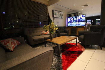 Ibis Newcastle - Holiday Adelaide 0