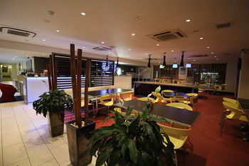 Ibis Newcastle - Holiday Adelaide 2