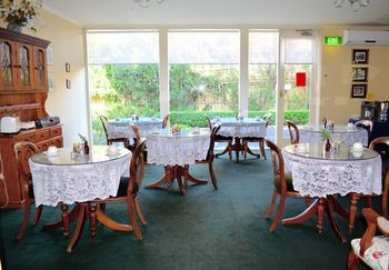 Toorak Manor - Holiday Adelaide 8