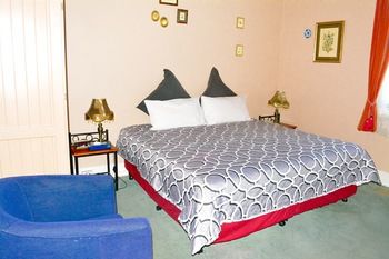 Toorak Manor - Holiday Adelaide 13