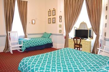 Toorak Manor - Holiday Adelaide 19