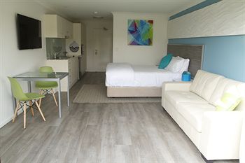 Terrigal Pacific Coastal Retreat - Holiday Adelaide 2