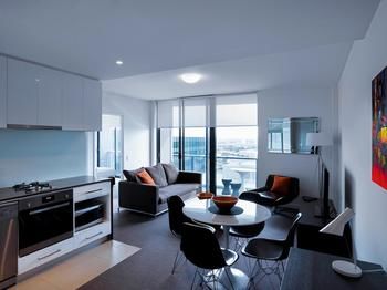 Grand Mercure Apartments Docklands - Holiday Adelaide 64