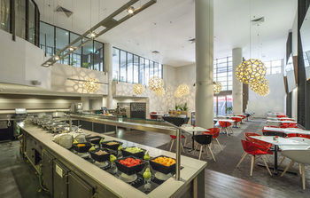 Ibis Melbourne Hotel And Apartments - Holiday Adelaide 1