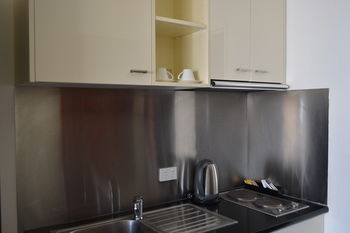 YTI Garden Hotel - Holiday Adelaide 7