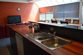 YTI Garden Hotel - Holiday Adelaide 26