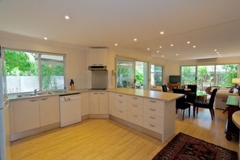 Noosa Riviera - Holiday Adelaide 4