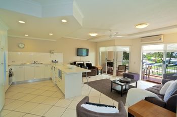 Noosa Riviera - Holiday Adelaide 15