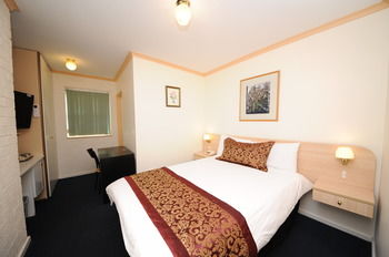 Northshore Hotel - Holiday Adelaide 0