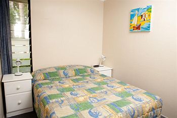 Maroochy River Resort & Bungalows - Holiday Adelaide 0