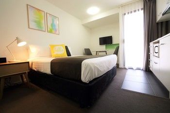 City Edge North Melbourne - Holiday Adelaide 12