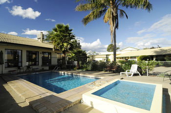 McNevin's Tamworth Motel - Holiday Adelaide 1