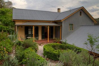 Tizzana Winery Bed & Breakfast - Holiday Adelaide 6