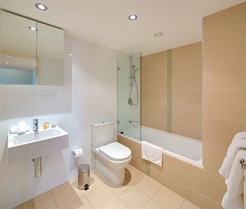 Zara Tower - Luxury Suites And Apartments - Holiday Adelaide 11