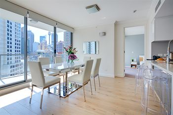 Zara Tower - Luxury Suites And Apartments - Holiday Adelaide 15