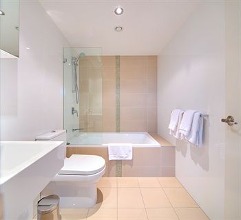 Zara Tower - Luxury Suites And Apartments - Holiday Adelaide 19