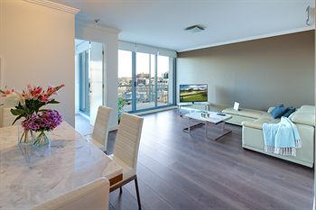 Zara Tower - Luxury Suites And Apartments - Holiday Adelaide 20