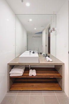 Zara Tower - Luxury Suites And Apartments - Holiday Adelaide 37