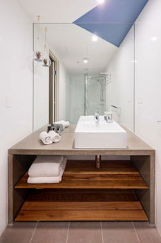 Zara Tower - Luxury Suites And Apartments - Holiday Adelaide 50