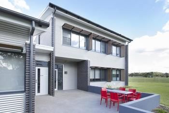 Western Sydney University Village Hawkesbury - Holiday Adelaide 9