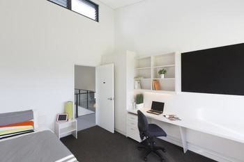 Western Sydney University Village Hawkesbury - Holiday Adelaide 11