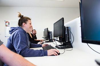 Western Sydney University Village Hawkesbury - Holiday Adelaide 21