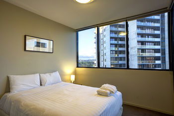ACD Apartments - Holiday Adelaide 12