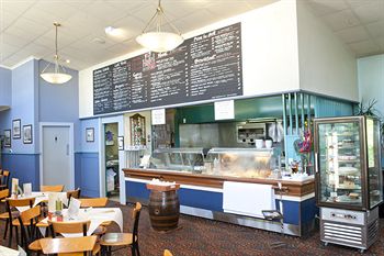 Hotel Gosford - Holiday Adelaide 11