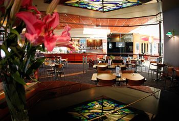 Matthew Flinders Hotel - Holiday Adelaide 3