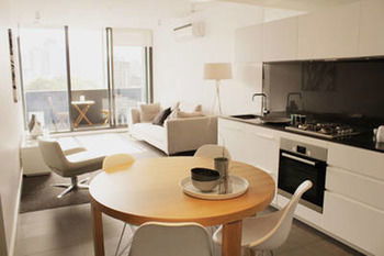 Guilfoyle Apartments - Holiday Adelaide 3