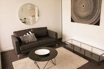 Guilfoyle Apartments - Holiday Adelaide 21