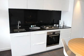 Guilfoyle Apartments - Holiday Adelaide 22