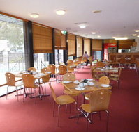 Dingley International Hotel - Holiday Adelaide