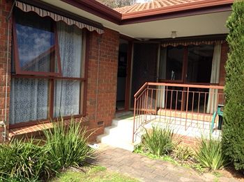 Australian Home Away @ East Doncaster George - Holiday Adelaide 8